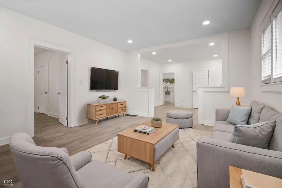 621 N Grant Avenue, Indianapolis, IN 46201 - #3