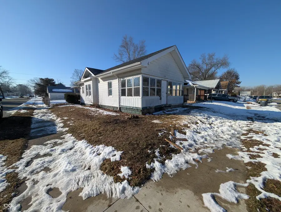 1403 W 4th Street, Anderson, IN 46016 - #2