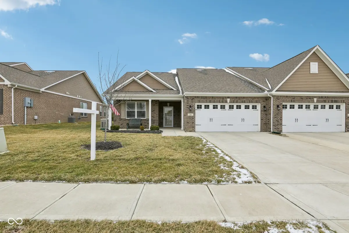 186 Mcrae Way, Greenwood, IN 46143 - #1