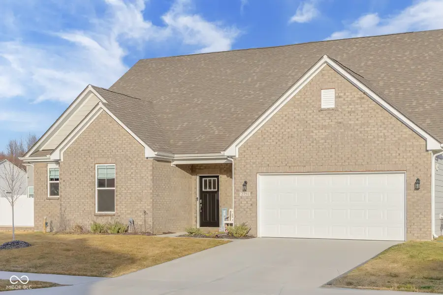 2751 Victory Drive, Columbus, IN 47203 - #3