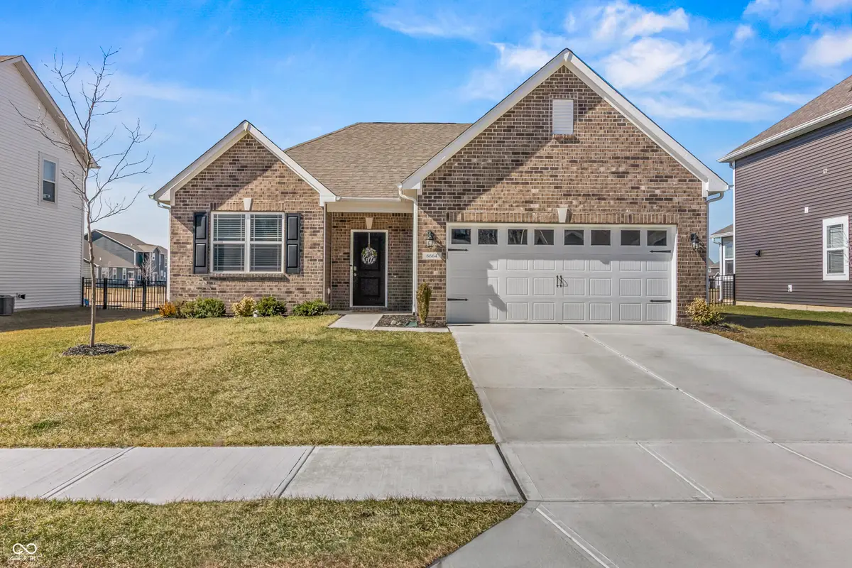 6664 Dunkirk Drive, McCordsville, IN 46055 - #1