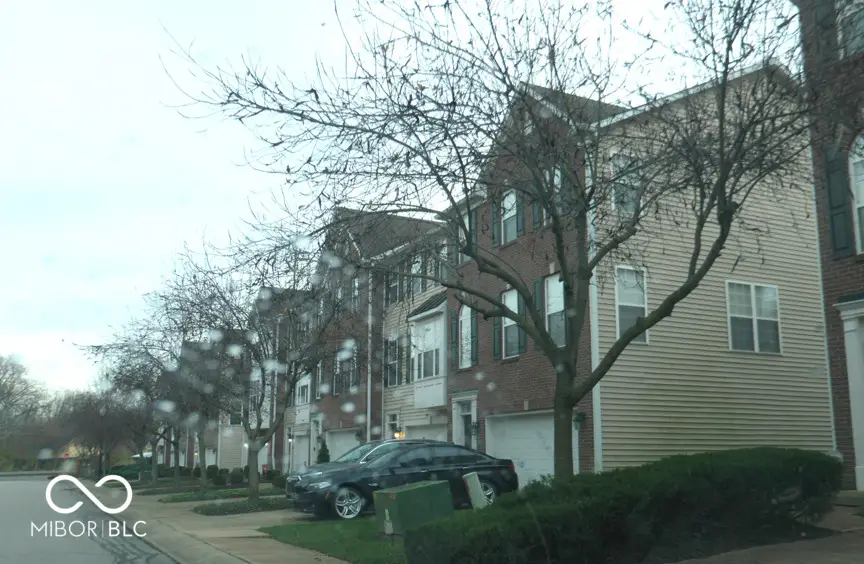 3327 Decker Ridge Drive, Indianapolis, IN 46268 - #2