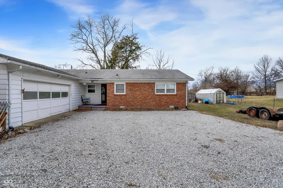 5975 Lafayette Street, Clayton, IN 46118 - #2