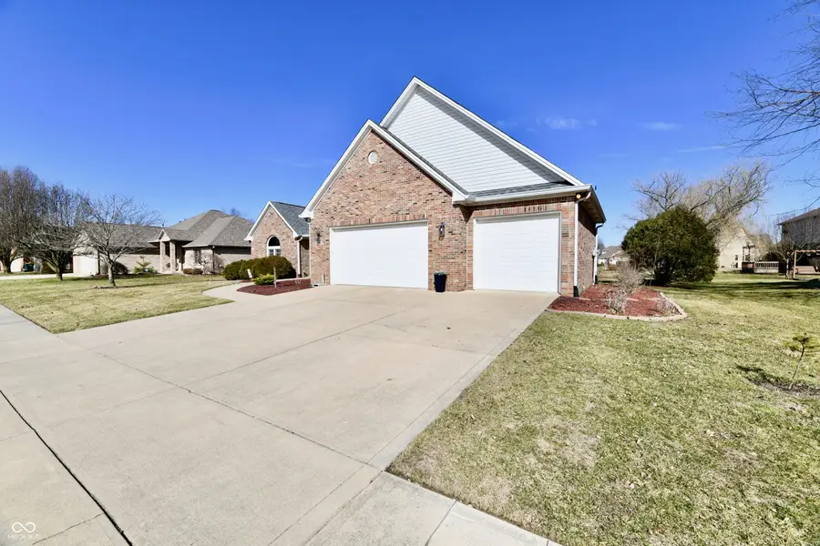 2080 Fairway Lakes Drive, Franklin, IN 46131 - #3