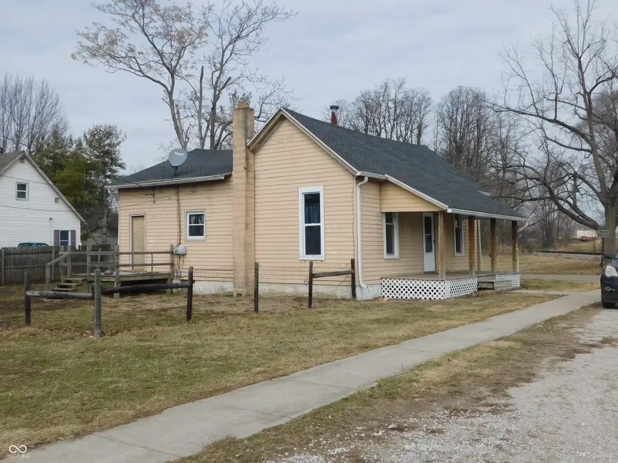 420 N Franklin Street, Ladoga, IN 47954 - #3