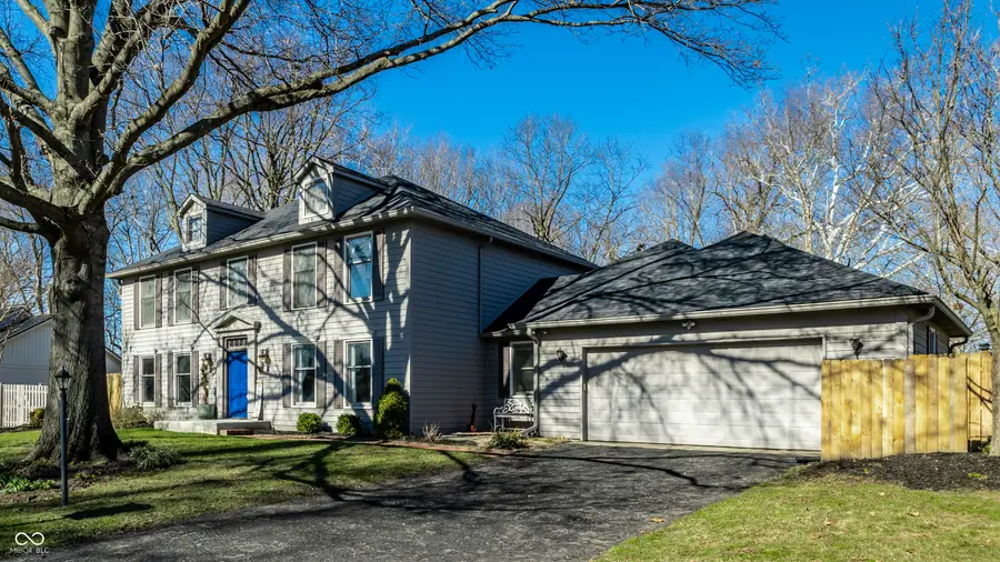 12216 Castle Row Overlook, Carmel, IN 46033 - #2