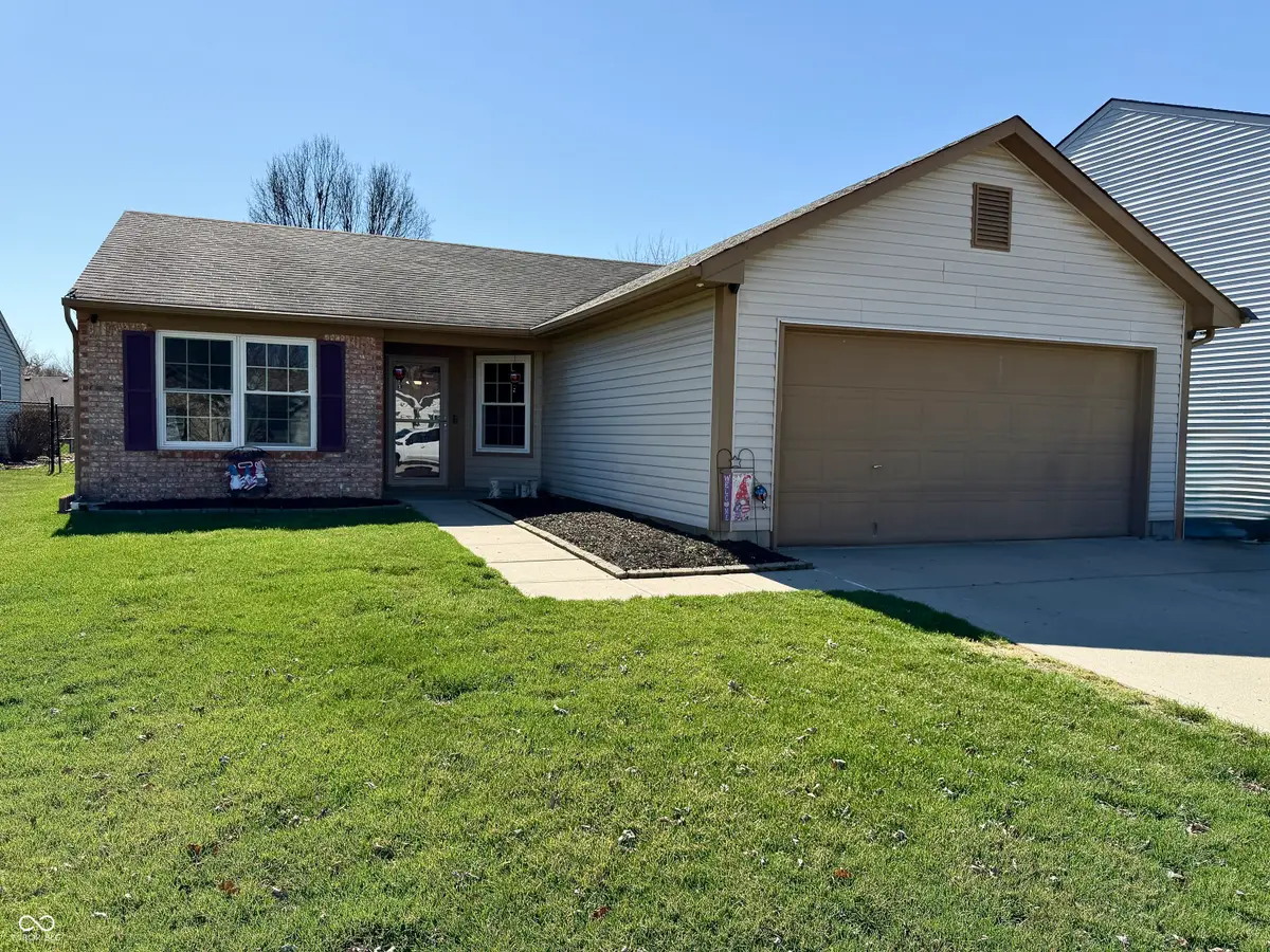 831 Cross Wind Court, Greenwood, IN 46143 - #1