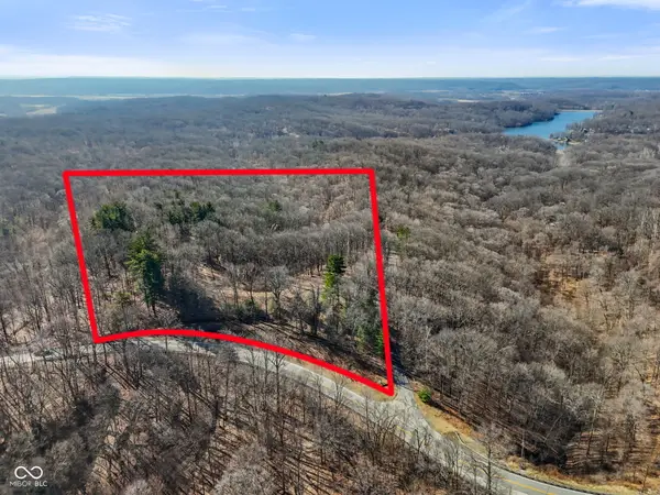 1867 Dynasty Ridge Road, Martinsville, IN 46151