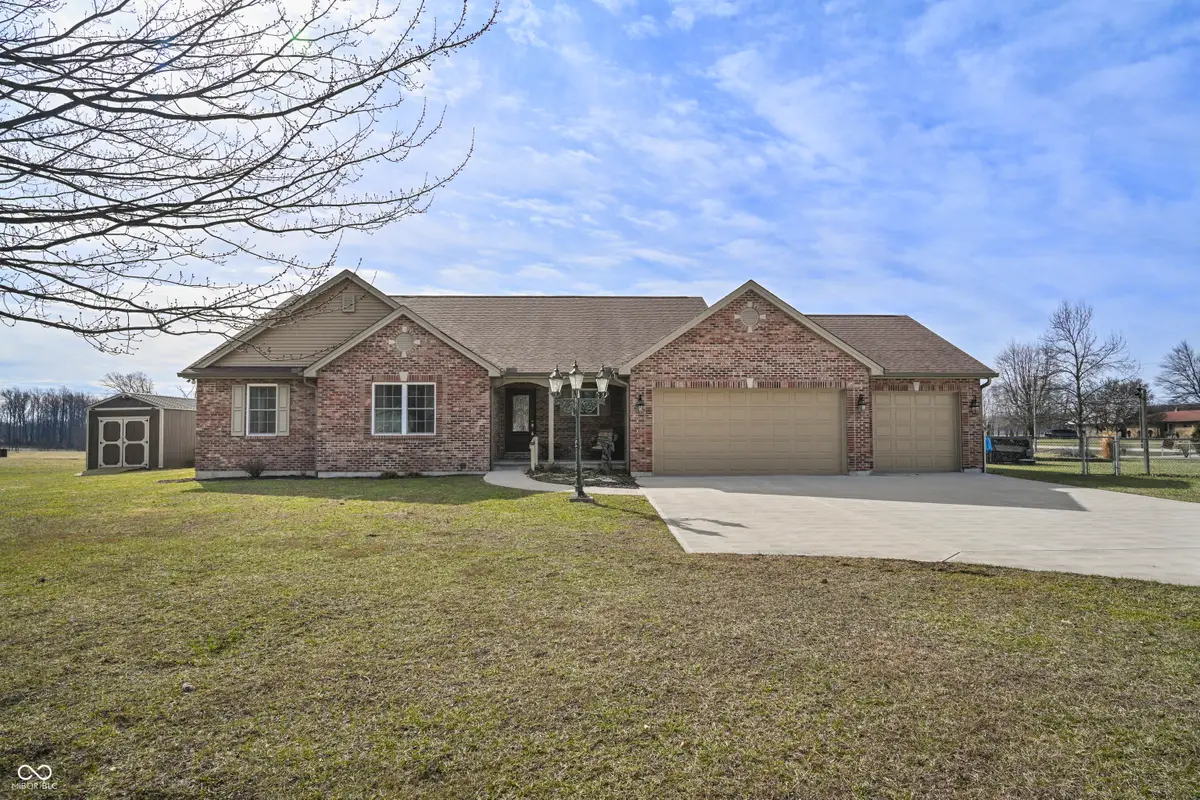 9032 E Edgewood Lane, Sunman, IN 47041 - #1