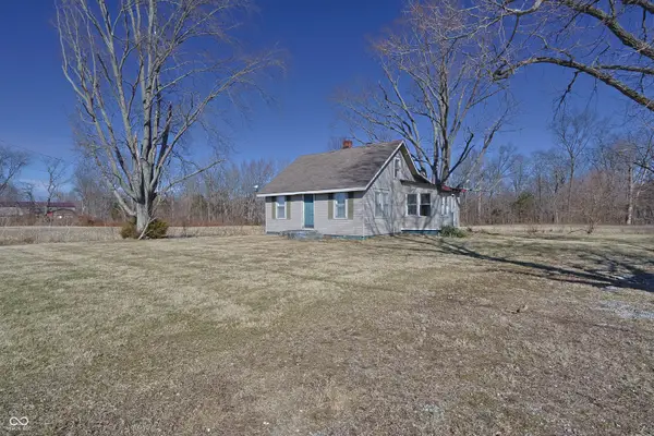 5107 S 450 E, Columbus, IN 47203