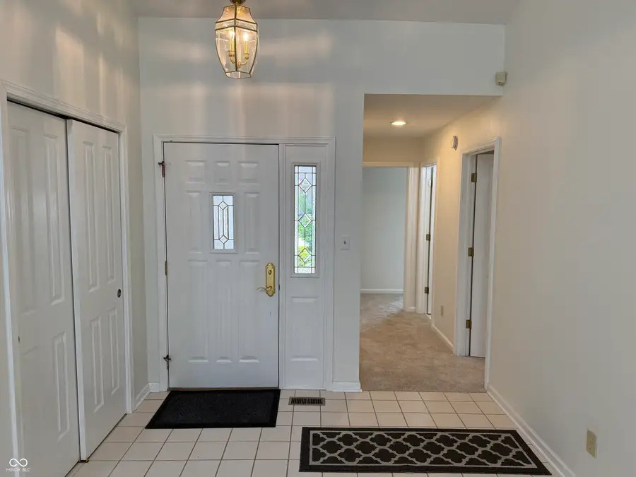 1634 Foxmere Way, Greenwood, IN 46142 - #2
