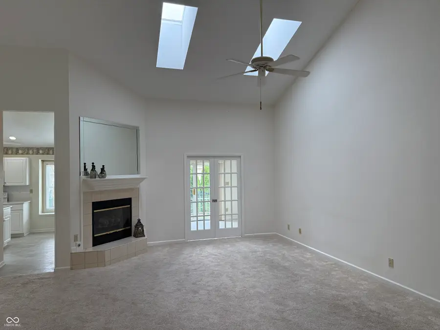 1634 Foxmere Way, Greenwood, IN 46142 - #3