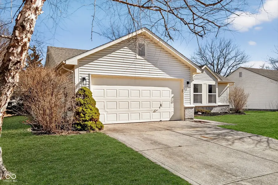 613 Woodfield Circle, Avon, IN 46123 - #3