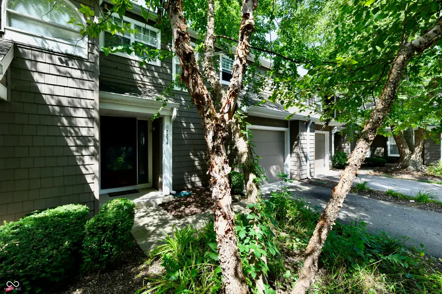 7854 Harbour Isle, Indianapolis, IN 46240 - #3
