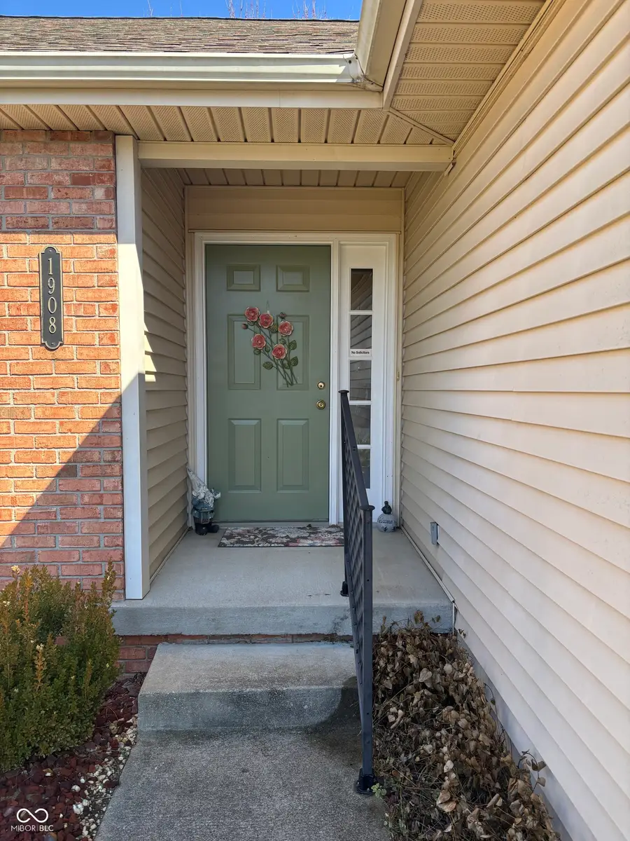 1908 Westminster Place, Columbus, IN 47201 - #2