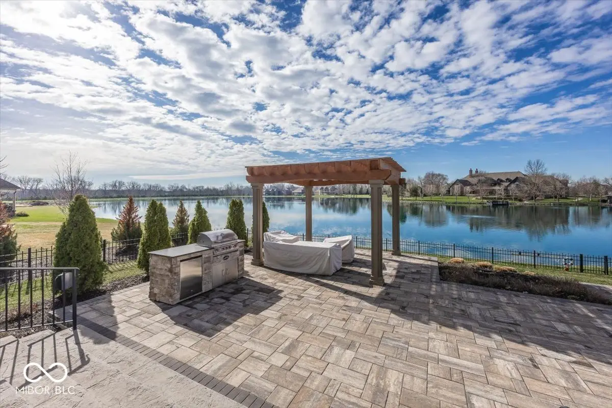 4305 Prairie Falcon Drive, Zionsville, IN 46077 - #1