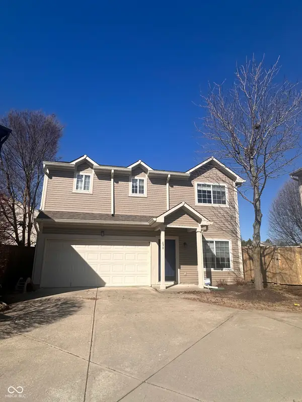 698 Pine Lake Drive, Greenwood, IN 46143