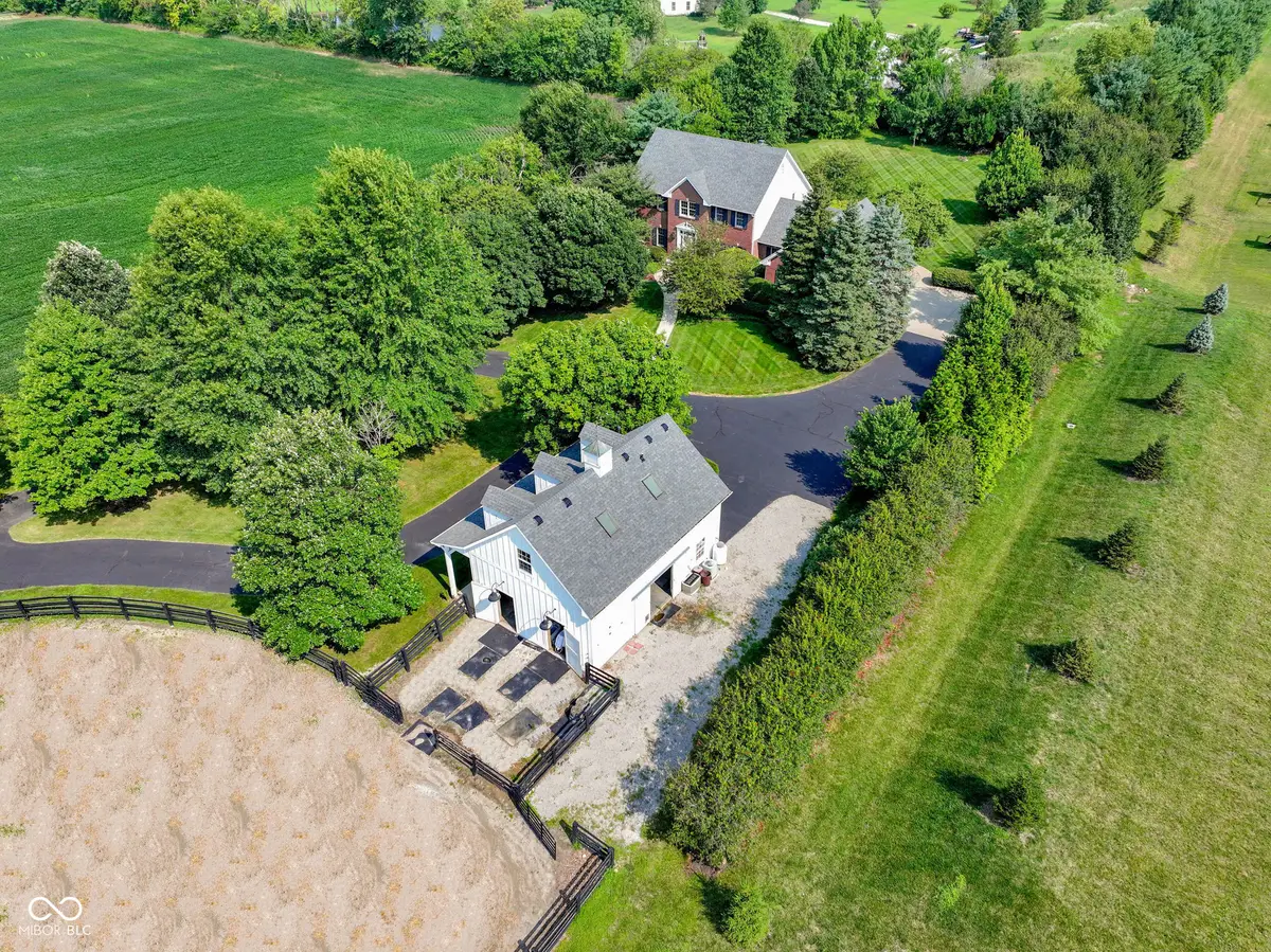 8552 E 550 S, Zionsville, IN 46077 - #1