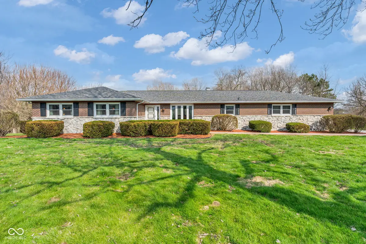 805 S County Road 300 W, Greencastle, IN 46135 - #1