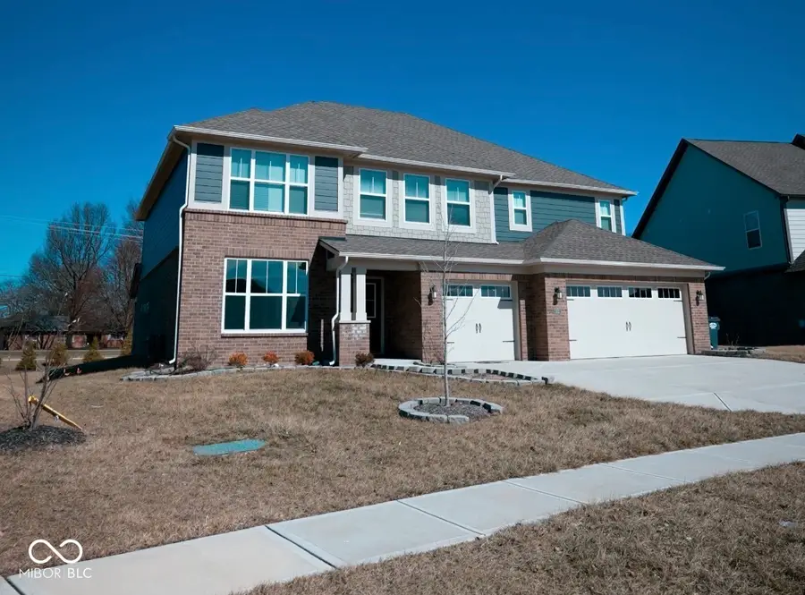 902 Garrison Drive, Greenwood, IN 46143 - #2