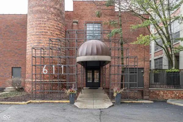 611 N Park Avenue #109, Indianapolis, IN 46204