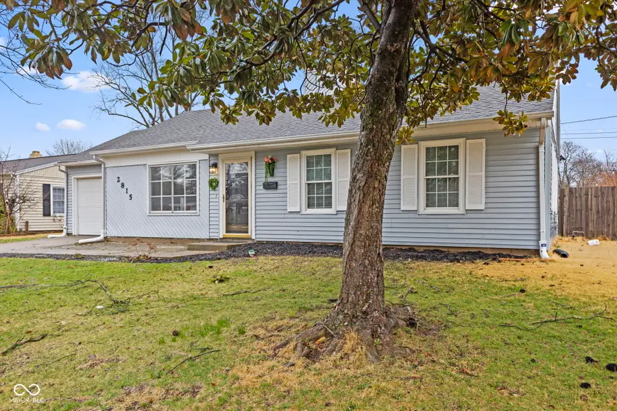 2815 Lucas Way, Columbus, IN 47203 - #2