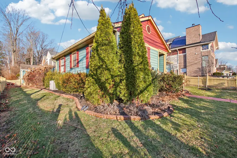 170 N 6th Street, Zionsville, IN 46077 - #3