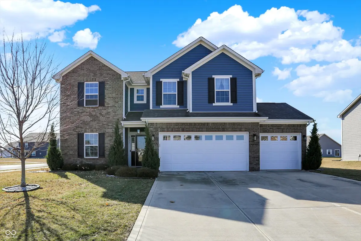 8171 Brookville Way, Avon, IN 46123 - #1