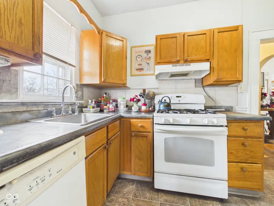 809 College Drive, Anderson, IN 46012 - #3