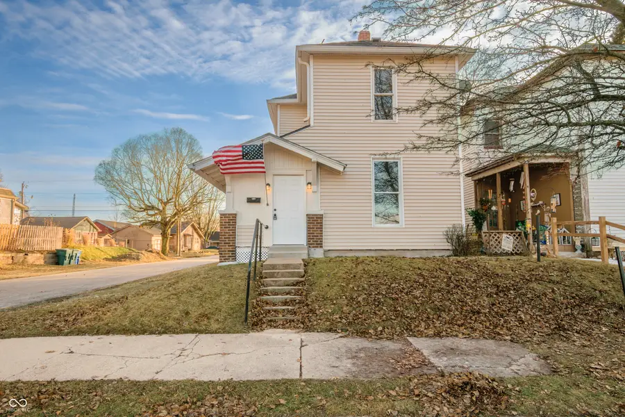 1301 W Powers Street, Muncie, IN 47305 - #2