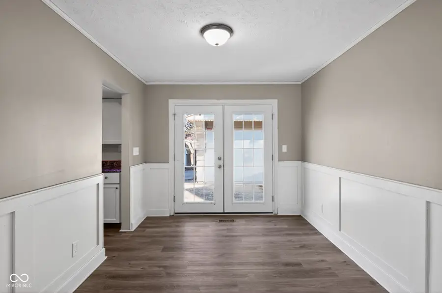 8212 Laughlin Drive, Indianapolis, IN 46219 - #3