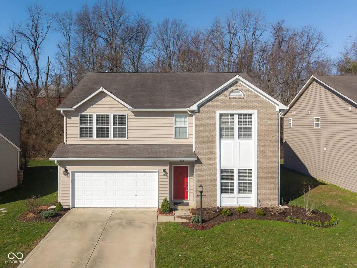 2910 Parkview Drive, Columbus, IN 47201 - #1