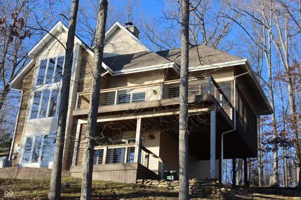 9002 E Agate Avenue, Nashville, IN 47448