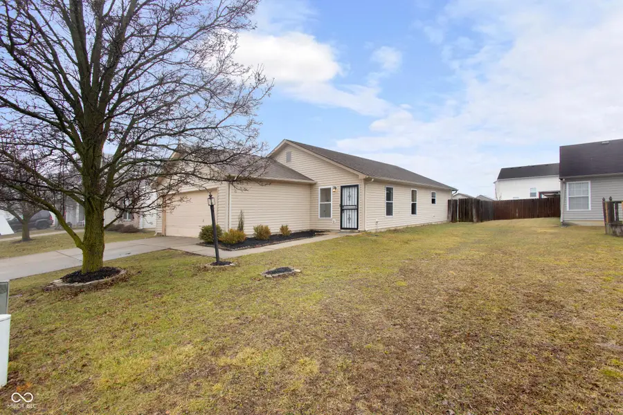 3925 Roundwood Drive, Indianapolis, IN 46235 - #3