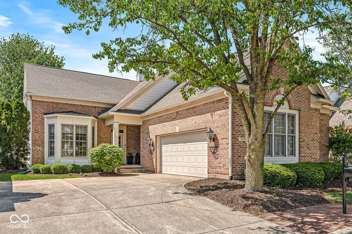 8136 Gwinnett Place, Indianapolis, IN 46250 - #1