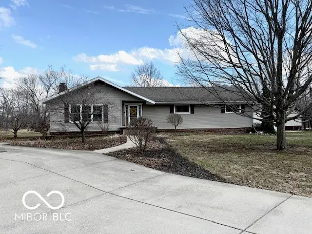 1301 N Maple Street, Veedersburg, IN 47987 - #1