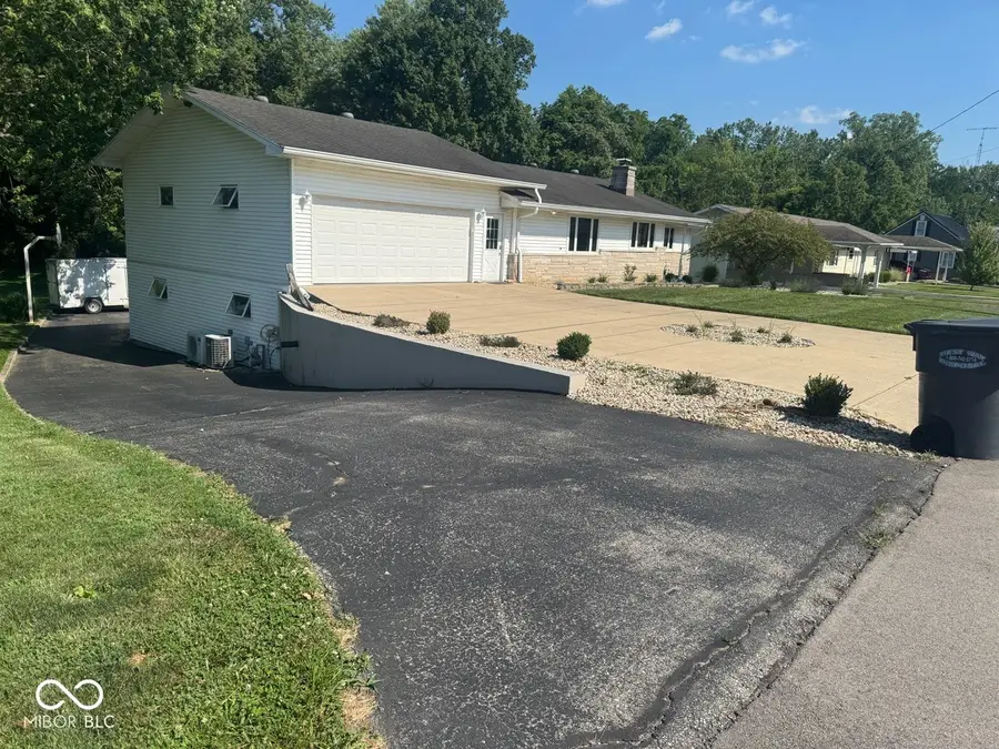 301 S Elm Street, Hagerstown, IN 47346 - #2