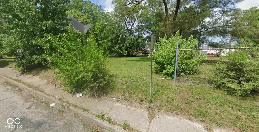 641 N Walnut Street, South Bend, IN 46628 - #3