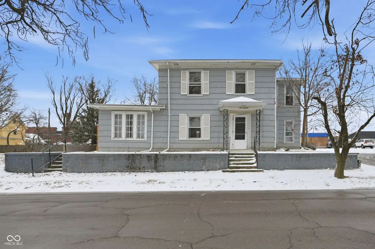 219 W Kickapoo Street, Hartford City, IN 47348 - #1