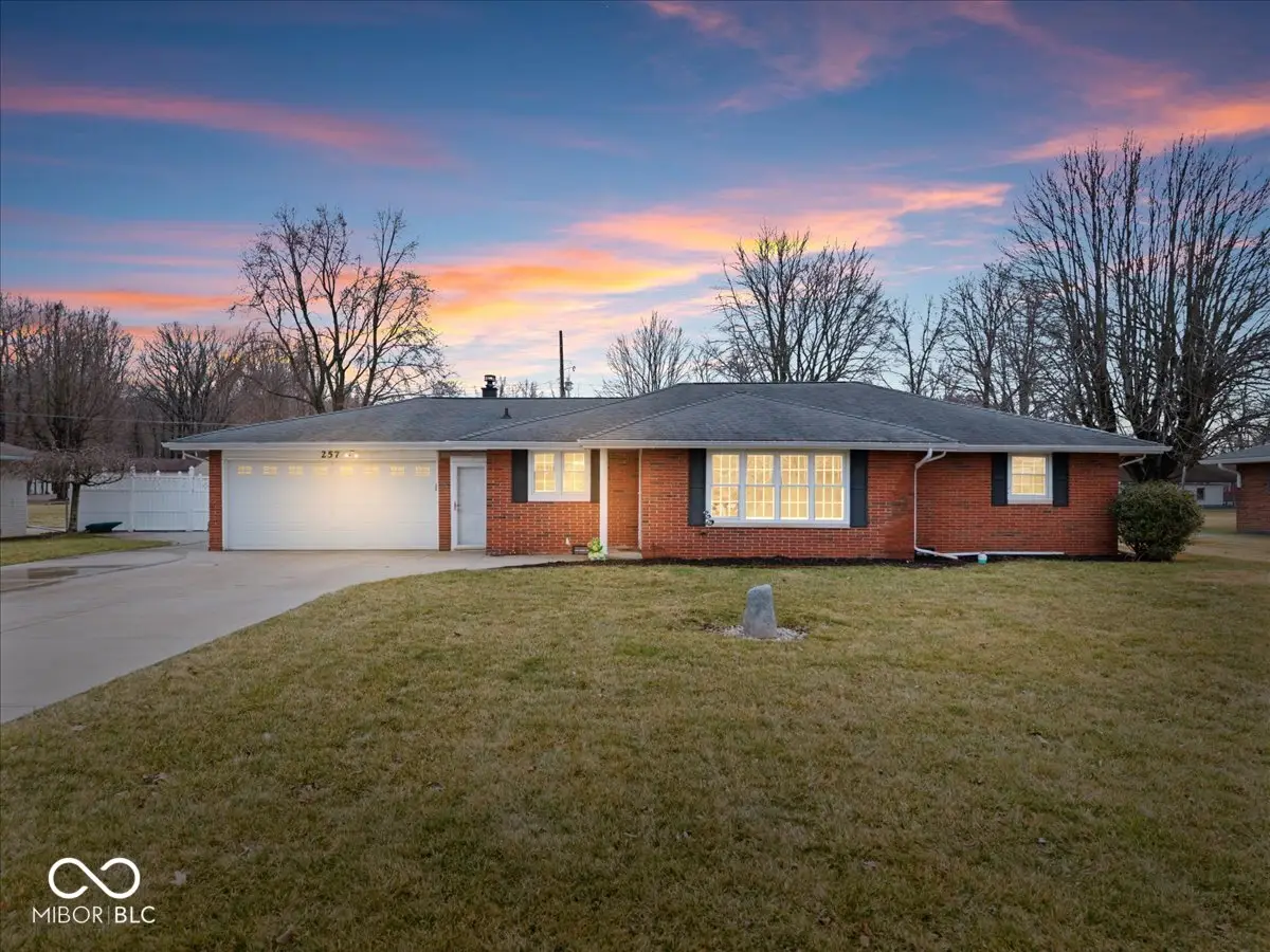 257 E 75th Street, Anderson, IN 46013 - #1