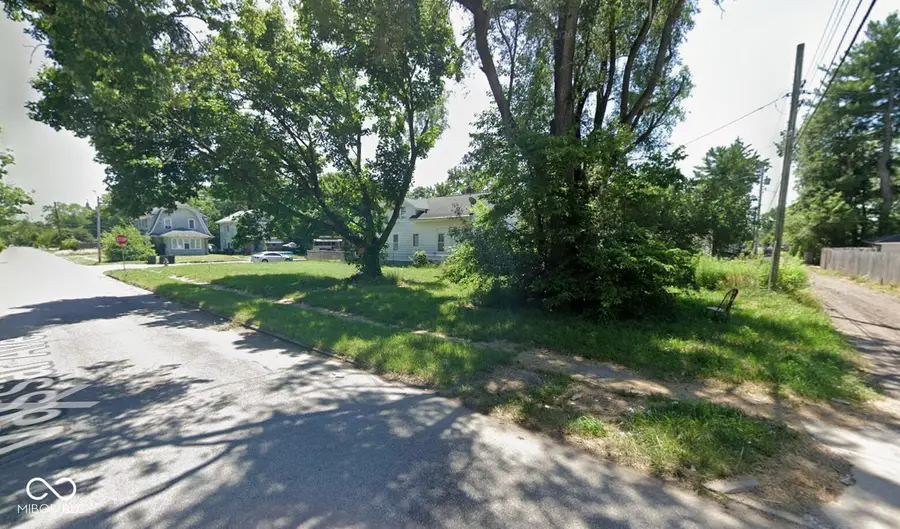 1049 N Brookfield Street, South Bend, IN 46628 - #3