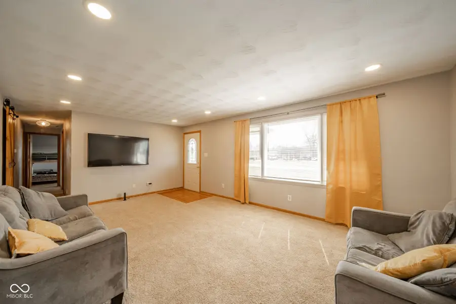 228 E 600 N, Alexandria, IN 46001 - #2