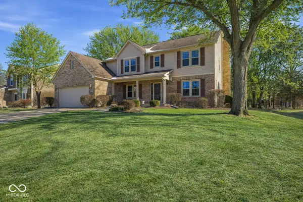 8692 Buffett Parkway, Fishers, IN 46038