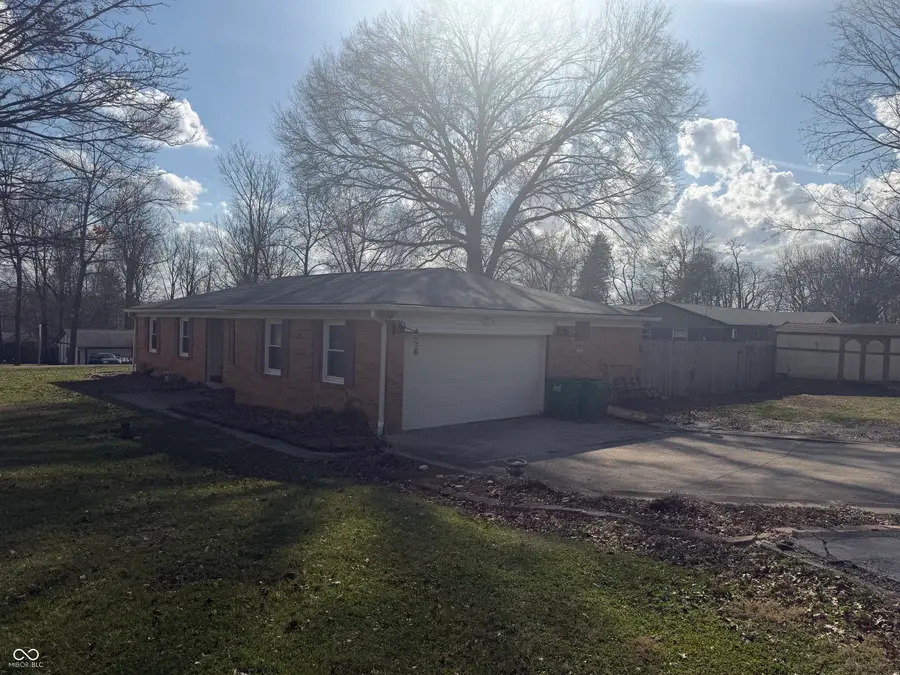 12539 N Woodlawn Drive, Mooresville, IN 46158 - #3