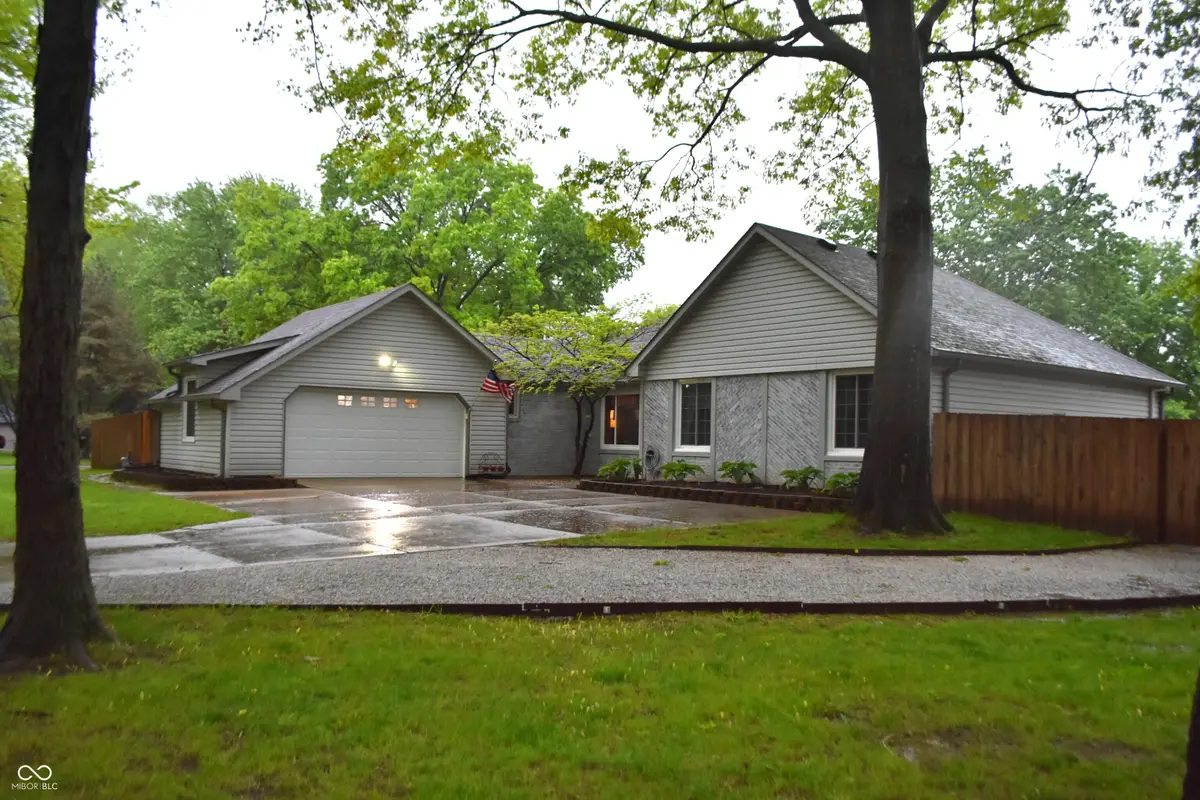 2370 Woodland Trace, Plainfield, IN 46168 - #1