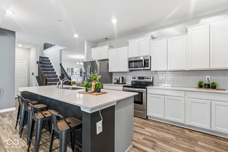 1225 S Aberdeen Drive, Franklin, IN 46131 - #2