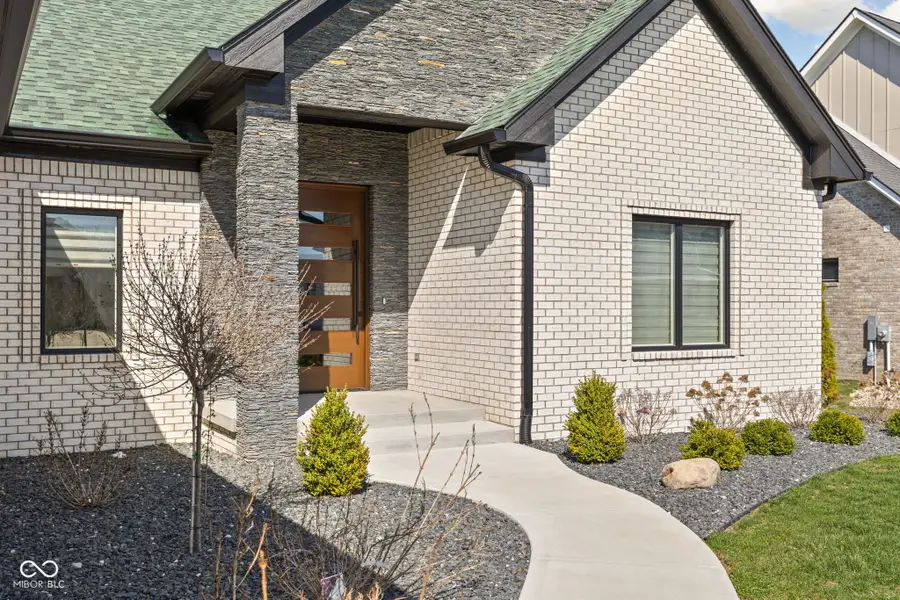 5680 Skylark Drive, Greenwood, IN 46143 - #3