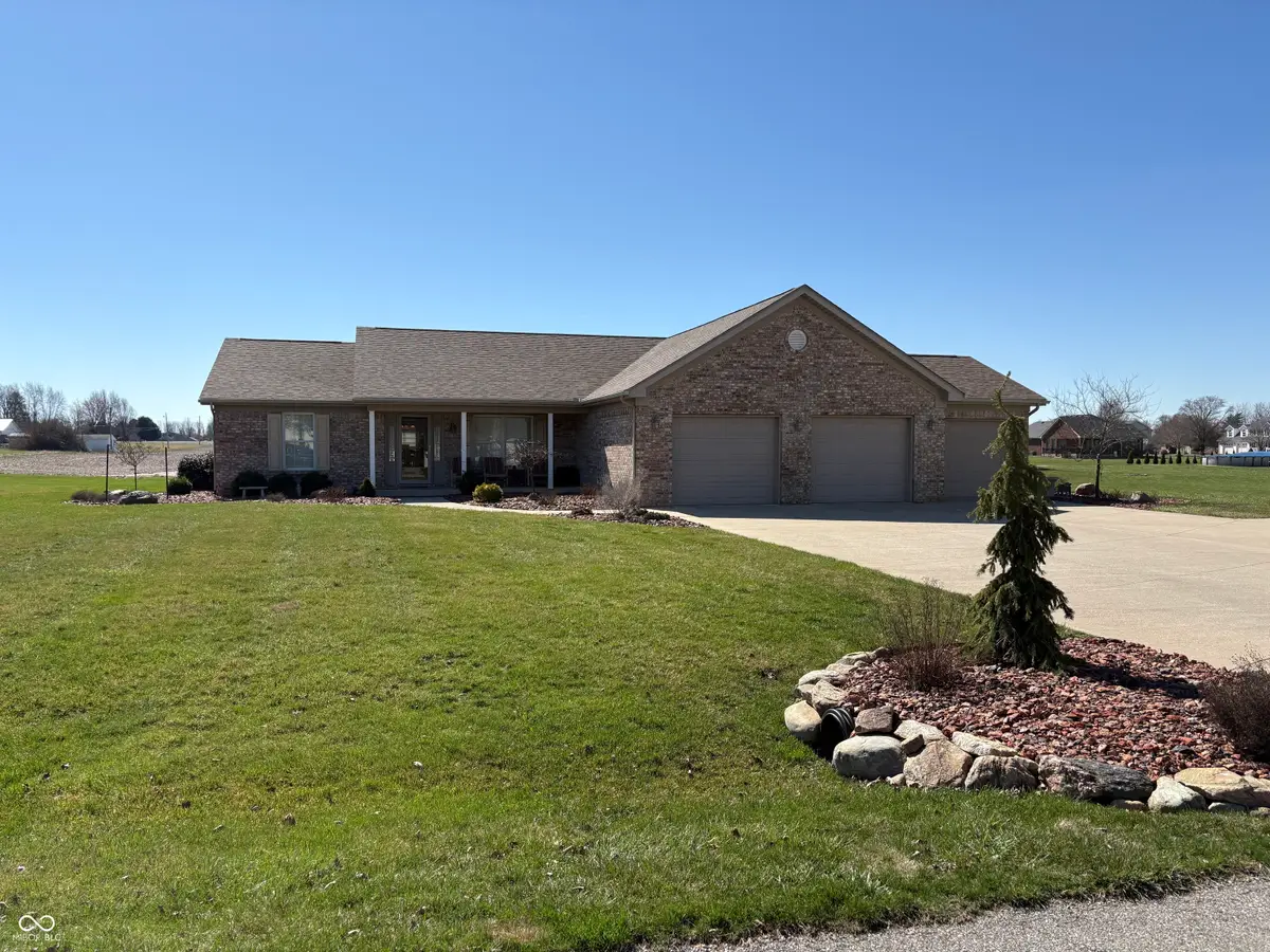 1056 S Smith Drive, Rushville, IN 46173 - #1