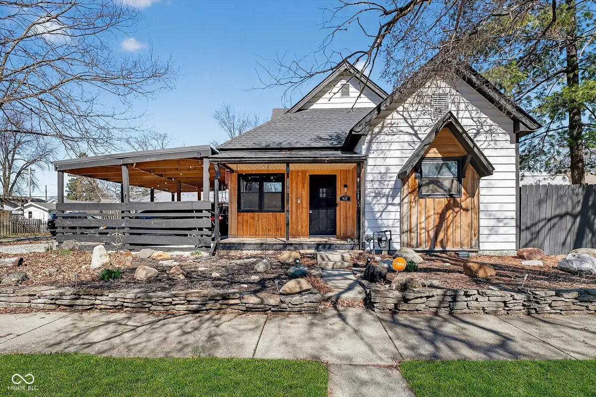 416 W 5th Street W, Greenfield, IN 46140 - #1