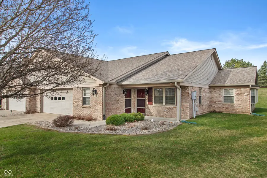 88 W Wind Chime Circle, Greenwood, IN 46143 - #2